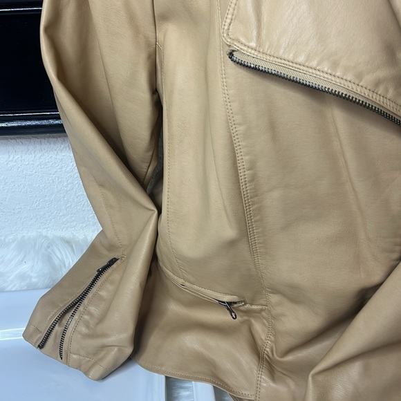 VEGAN LEATHER RUFFLED PEPLUM CAMEL COLORED MOTO STYLE JACKET - Picture 5 of 12